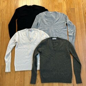 Set of 4 Everlane cashmere V neck sweaters size XXS like new!